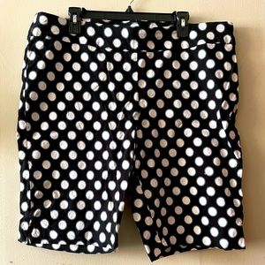 Zac & Rachel women’s shorts. 20W
